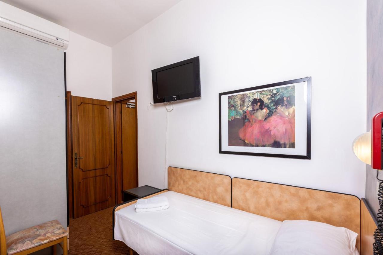 Hotel Albatros Rimini Zewnętrze zdjęcie