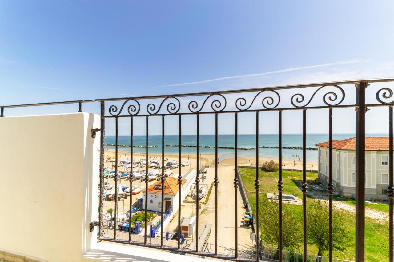 Hotel Albatros Rimini Zewnętrze zdjęcie