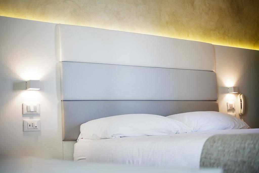 Hotel Albatros Rimini Zewnętrze zdjęcie